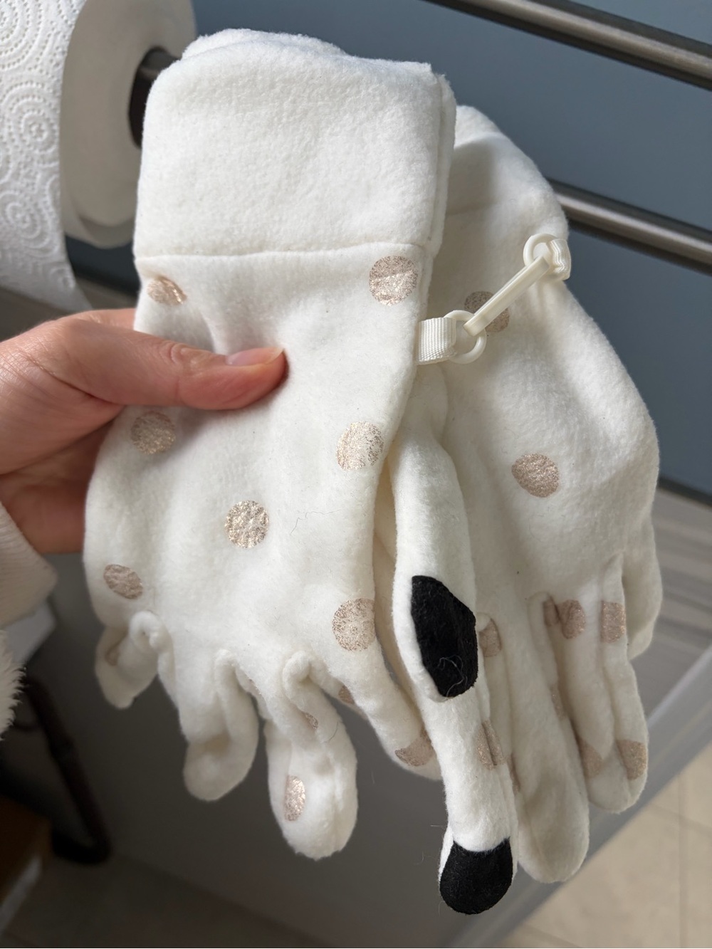 GAP White Fleece Mittens with Gold Polka Dots and Black Paw Tips